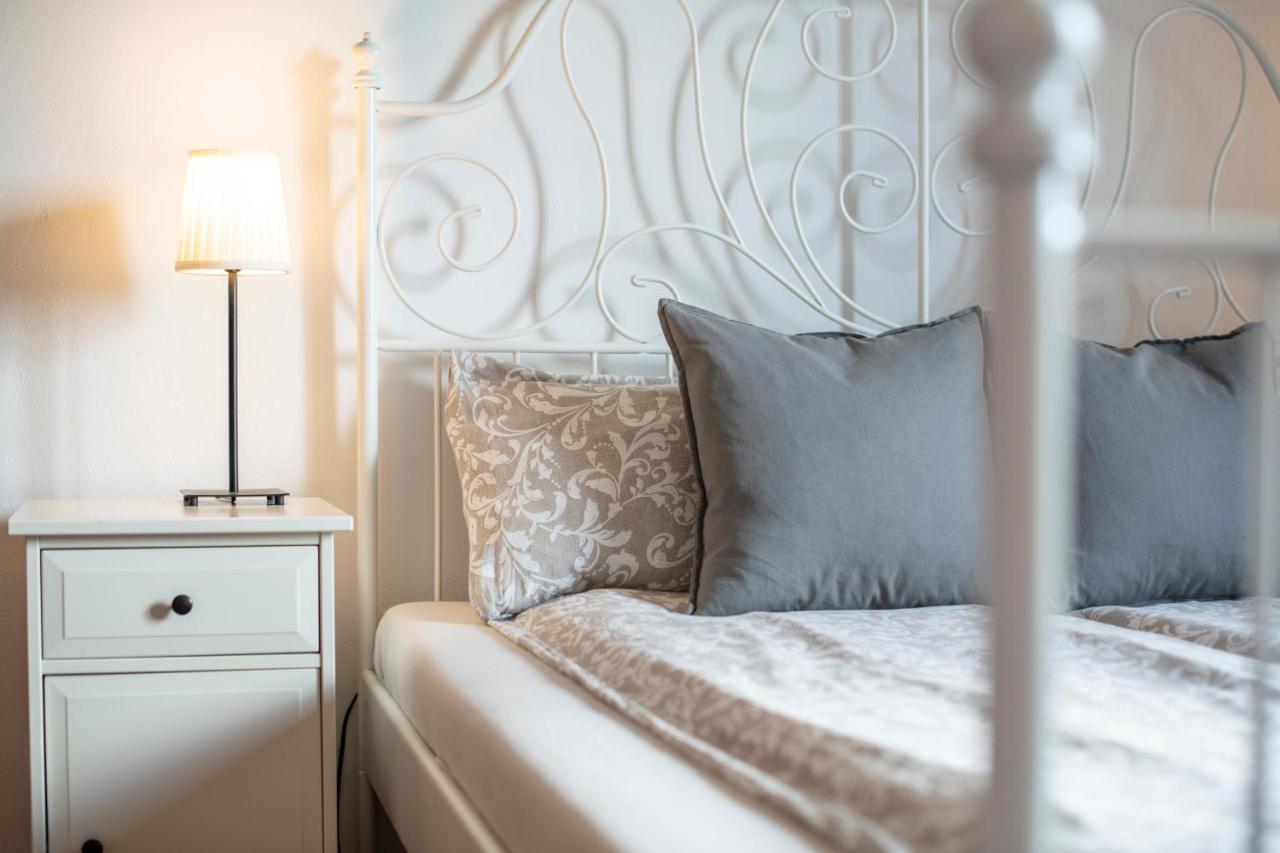 Old Town Studio And Apartment Vrsar Ngoại thất bức ảnh