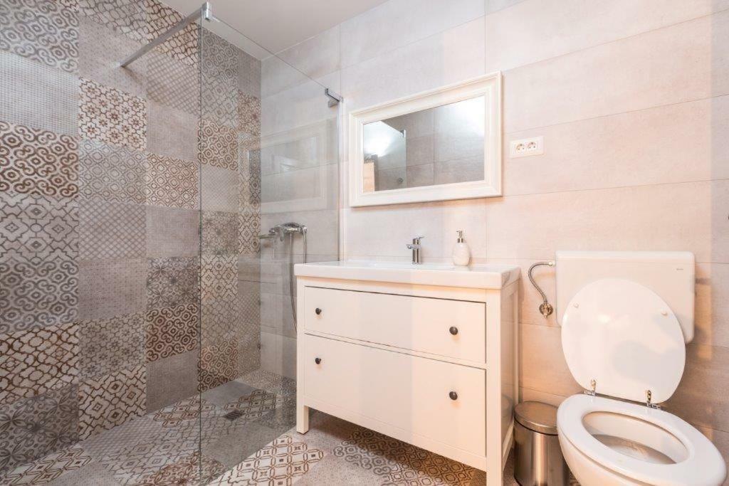 Old Town Studio And Apartment Vrsar Ngoại thất bức ảnh